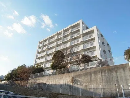 ヴィラナリー長田【6階】の外観