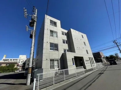 クラスターラティア【207号室】の外観