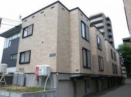 北海道札幌市中央区南十七条西12丁目【アパート】の外観