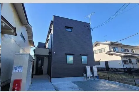 フォルテッツア城南の画像