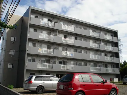 イーストウォール【3階】の外観