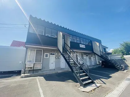 レッドリバータカサ【2階】の外観