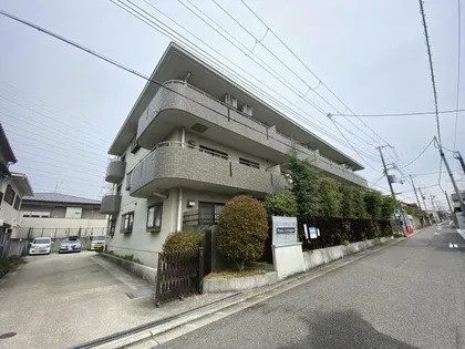 サンクス第三ハイツ【1階】の外観