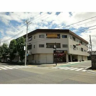 新石生マンション【3階】の外観