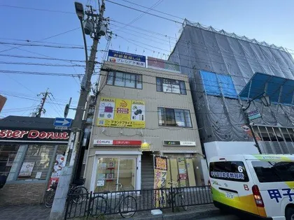 甲子園ビルの画像