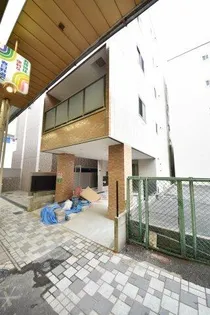 宝ビル【2階】の外観