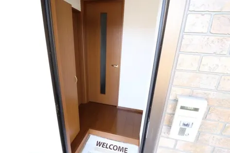 アルタヴィラ【1階】の玄関