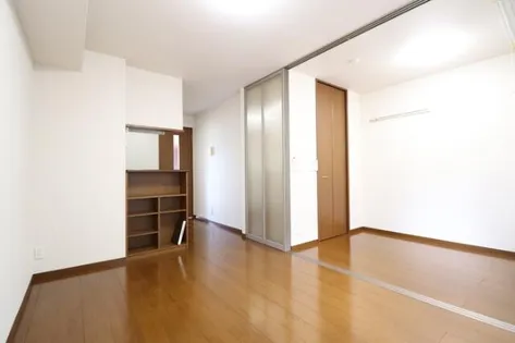 アルタヴィラ【1階】の居間