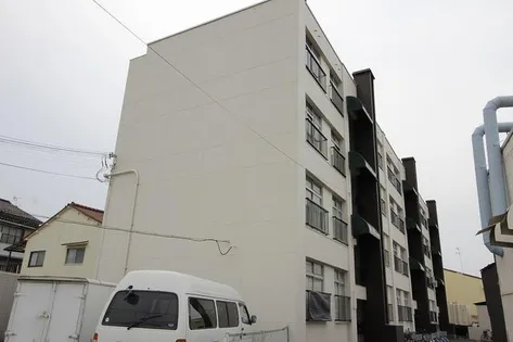 鳥飼マンション【C-3号室】の外観