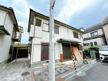 大阪府茨木市五十鈴町【テラスハウス】の外観