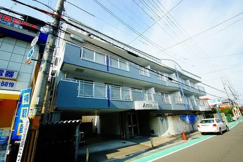 Am’s court【3階】の外観