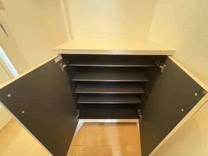 フレンドパークNANAE【101号室】の内装