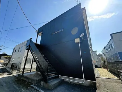 ピースフル時館【203号室】の外観