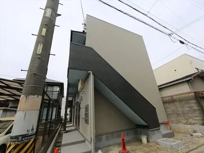 thankful(サンクフル)【1階】の外観