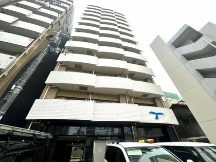 セレニテ新大阪エクラ【10階】の外観