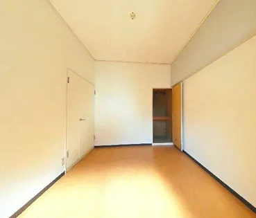 ローレルハイツ千里3号棟【1階】の内装