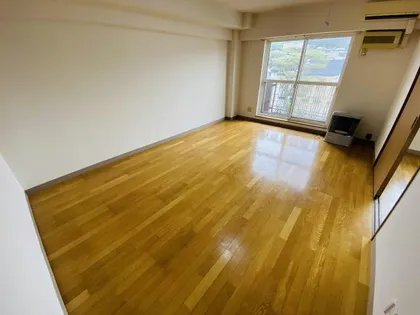 ピュアライフ空【402号室】の居間