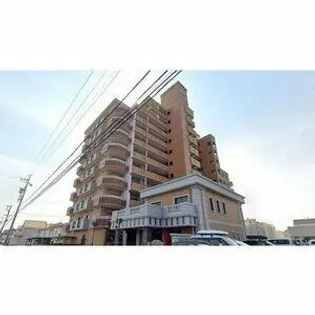 レインボー前並【4階】の外観