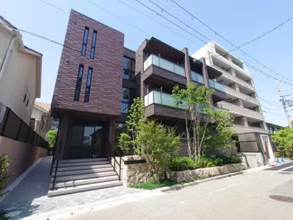 PREMIAS甲子園口の画像