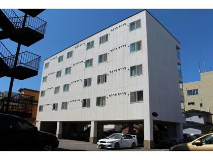 ピュアパレス函館Ⅲ【5階】の外観