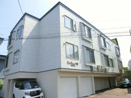 ベストハウス月寒【3階】の外観