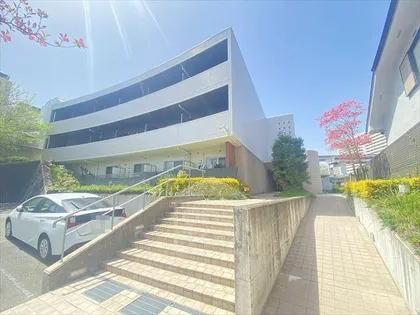 ニューサンライズ南春日丘の画像