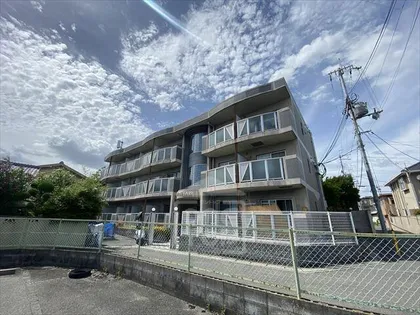セシルコートの画像