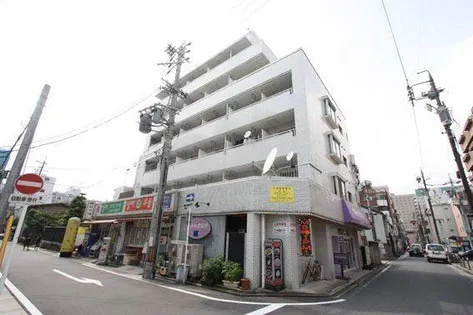 シャトー栄【301号室】の外観