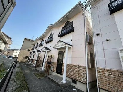 愛知県一宮市大和町妙興寺字三十八社【テラスハウス】の外観