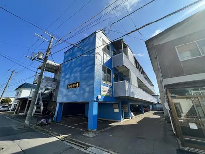 エスポワフチュールⅢ【2階】の外観