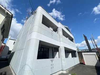 プチ・桃【2階】の外観