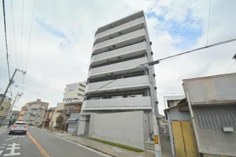 AMABILE小路の画像