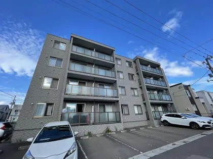 コンフォートパレス花園【2階】の外観