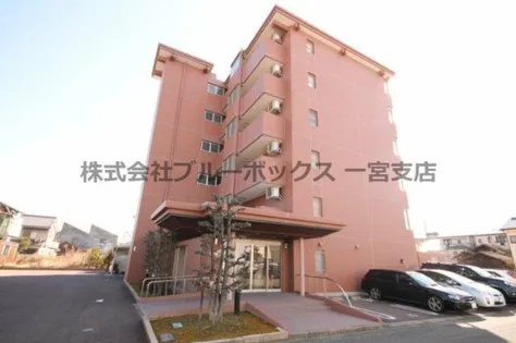 サンリット一番館【3階】の外観