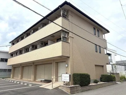 ファミール5号館の画像