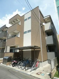 大阪府大阪市淀川区東三国1丁目【アパート】の外観