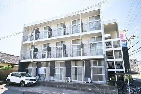 ピオニエ川名【2階】の外観