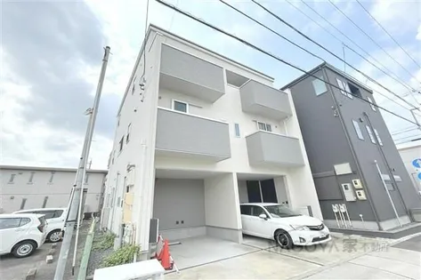 愛知県名古屋市北区元志賀町2丁目【テラスハウス】の外観