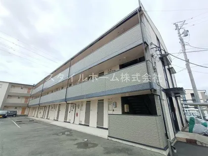 PINE WELL駅前 A棟の画像