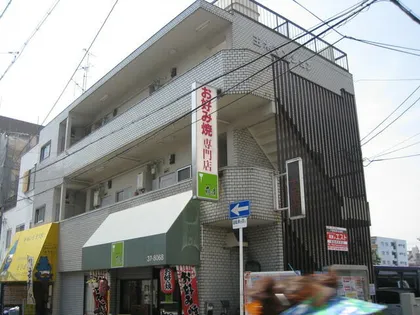 玉木マンション【201号室】の外観