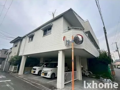 Sea Side【2階】の外観