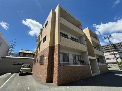 愛知県豊川市金屋町【マンション】の外観