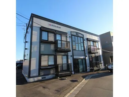 ケンパレスC棟【1階】の外観