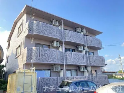 コモード HINOの画像