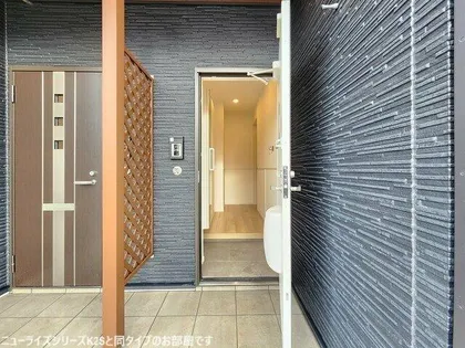 レンブランサ【1階】の玄関