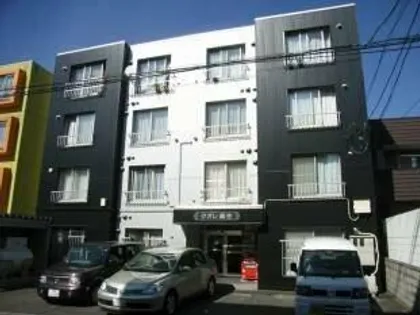 クオレ麻生【3階】の外観