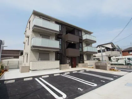 プランタン【3階】の外観