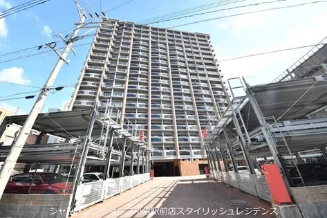 ロイヤルノースナイン【7階】の外観