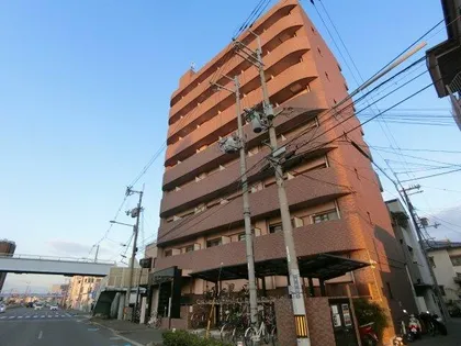 大阪府寝屋川市秦町【マンション】の外観