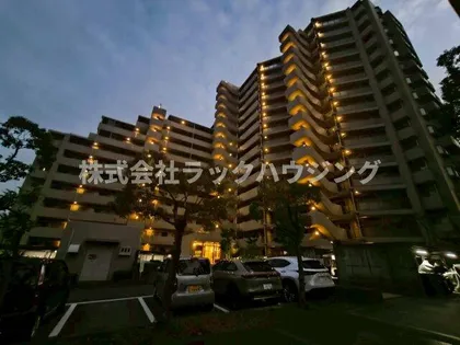 オークヒルズ香里参番館の画像